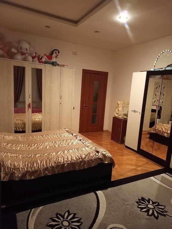Satılır 3 otaqlı yeni tikili, 95 m², İnşaatçılar m.-6