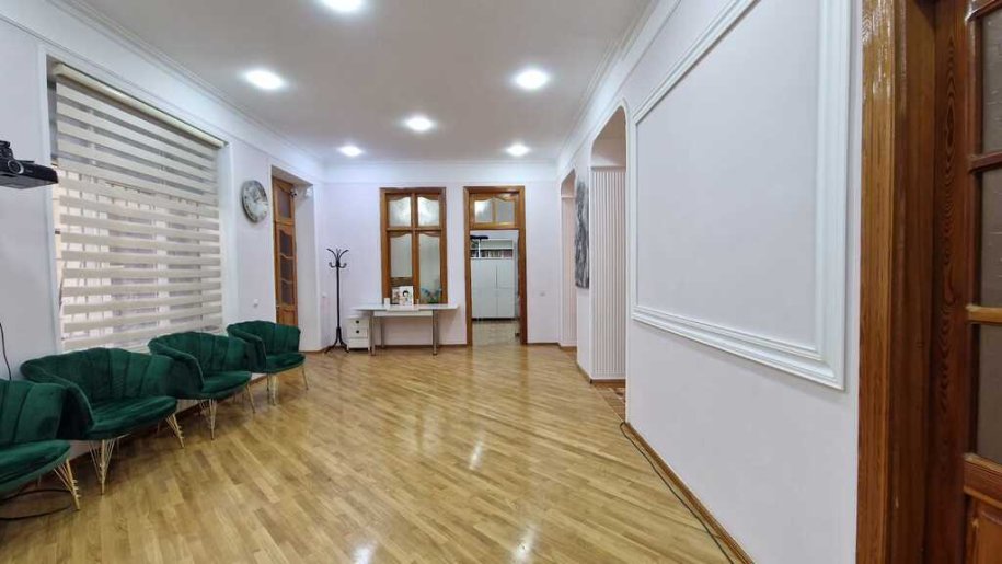Satılır 4 otaqlı köhnə tikili, 130 m², Nizami m.-4