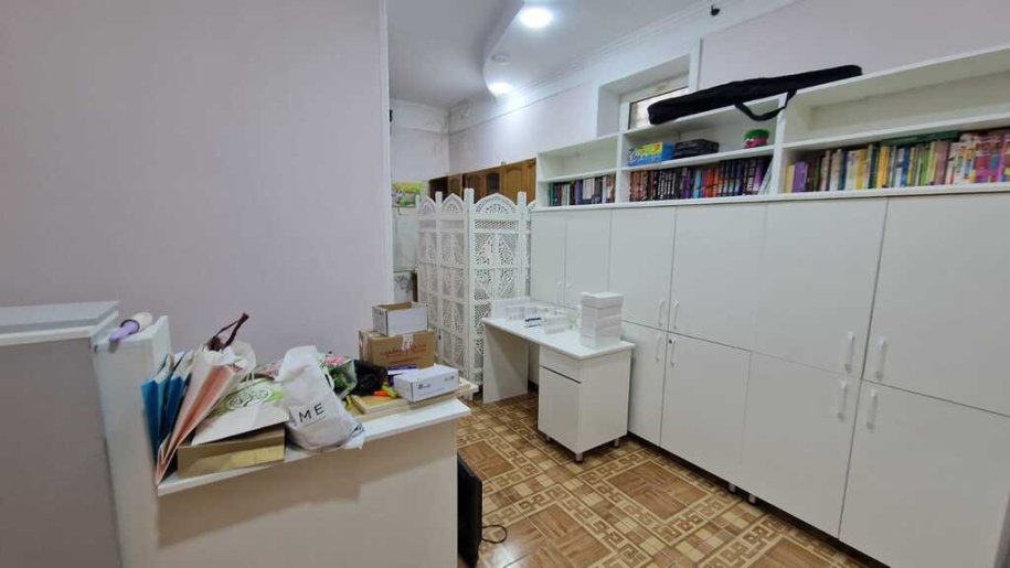 Satılır 4 otaqlı köhnə tikili, 130 m², Nizami m.-7