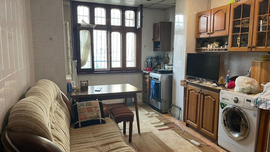 Satılır 4 otaqlı köhnə tikili, 110 m², Həzi Aslanov m.-4