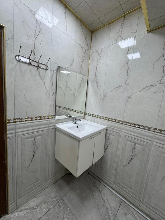 Satılır 2 otaqlı köhnə tikili, 50 m², Memar Əcəmi m.-13