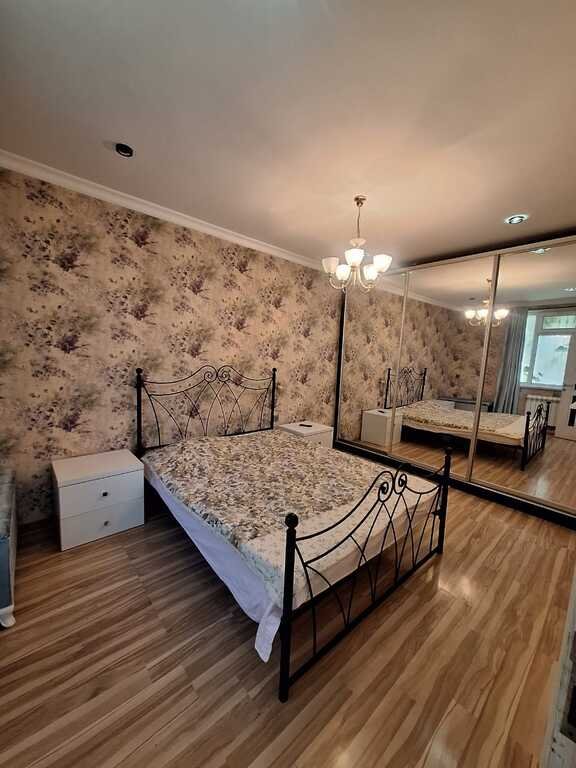 Kirayə verilir 2 otaqlı köhnə tikili, 55 m², Elmlər Akademiyası m.-3