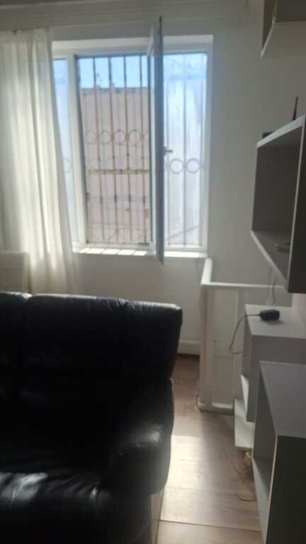 Kirayə verilir 2 otaqlı köhnə tikili, 55 m², Elmlər Akademiyası m.-10