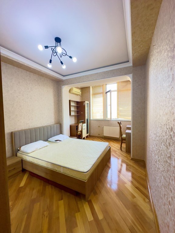 Kirayə verilir 3 otaqlı yeni tikili, 90 m², 8 noyabr-7
