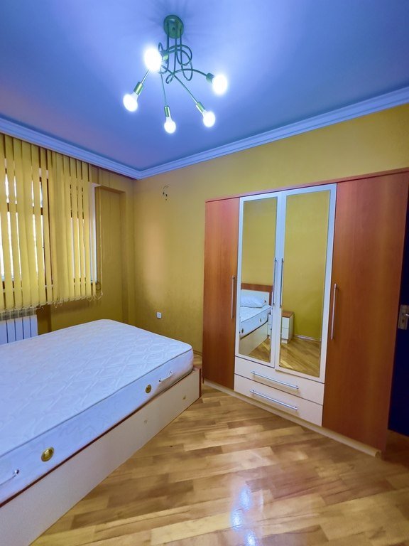 Kirayə verilir 3 otaqlı yeni tikili, 90 m², 8 noyabr-9
