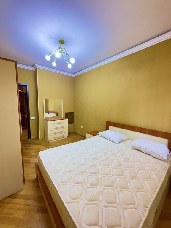 Kirayə verilir 3 otaqlı yeni tikili, 90 m², 8 noyabr-11
