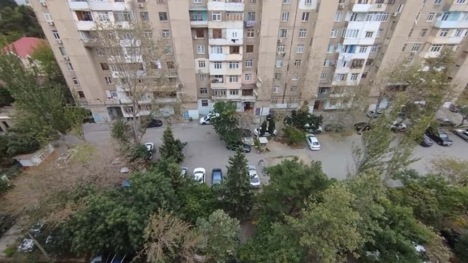 Satılır 4 otaqlı köhnə tikili, 100 m², Neftçilər m.-2