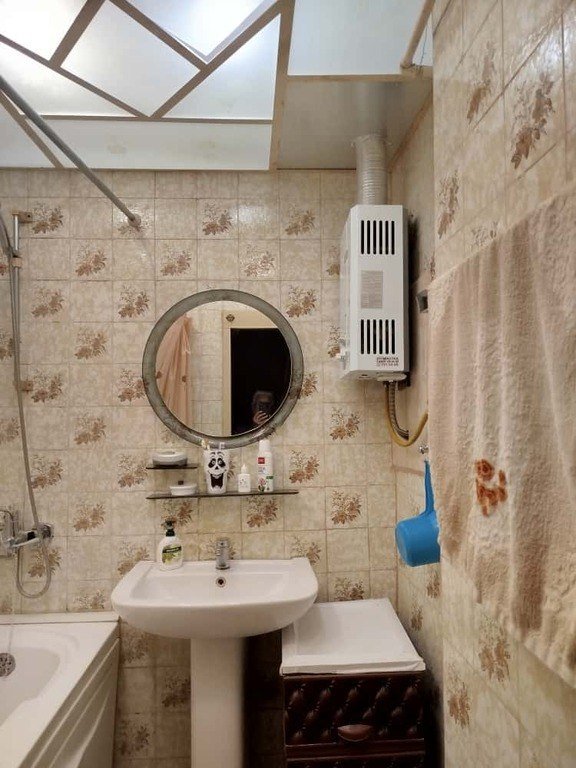 Satılır 4 otaqlı köhnə tikili, 100 m², Neftçilər m.-7