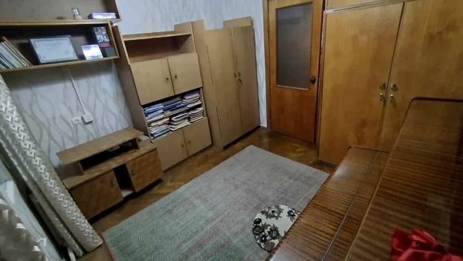 Satılır 4 otaqlı köhnə tikili, 100 m², Neftçilər m.-10