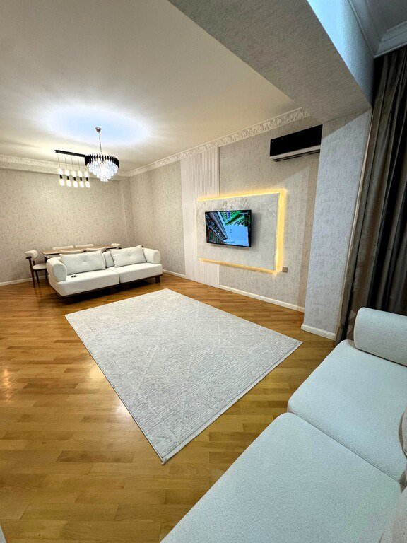 Satılır 2 otaqlı yeni tikili, 92 m², 8 noyabr-2