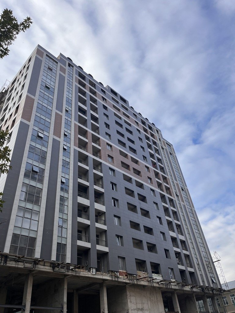 Satılır 3 otaqlı yeni tikili, 137.3 m², 28 May m.-1