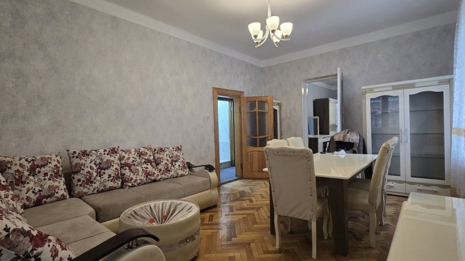 Kirayə verilir 3 otaqlı köhnə tikili, 90 m², Nəriman Nərimanov m.-1