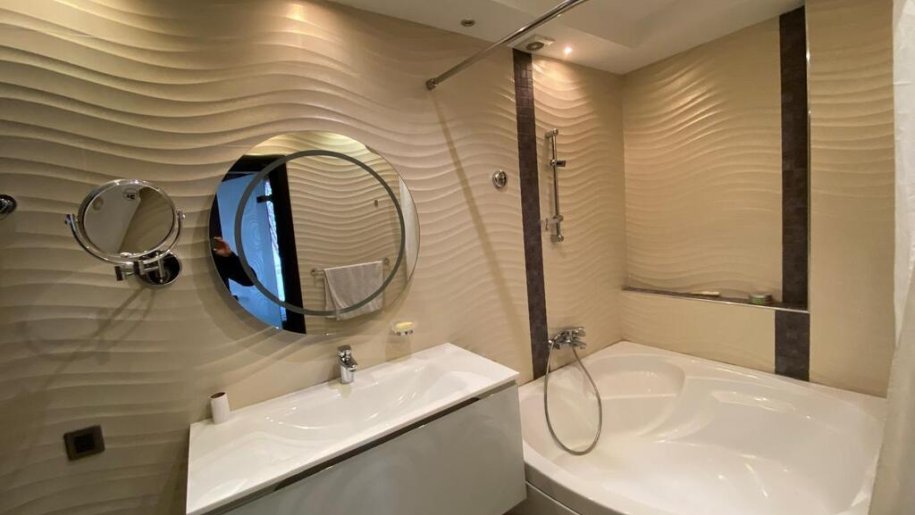 Satılır 3 otaqlı yeni tikili, 130 m², Nəriman Nərimanov m.-13
