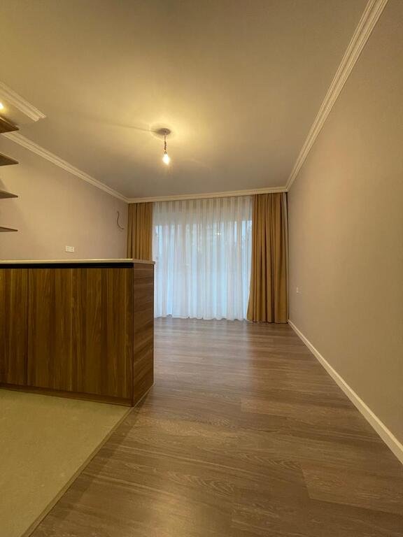 Satılır 2 otaqlı köhnə tikili, 42 m², Elmlər Akademiyası m.-10