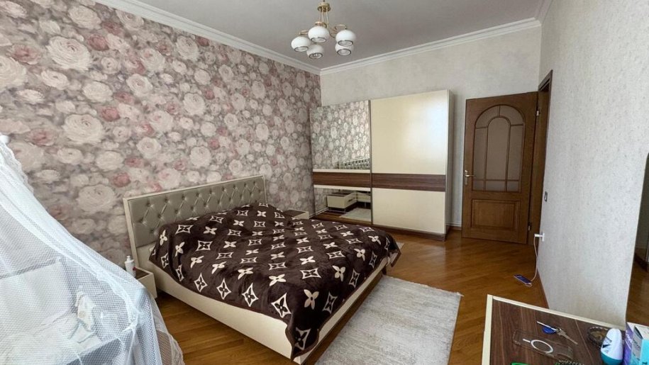 Satılır 3 otaqlı yeni tikili, 122 m², Binəqədi-1