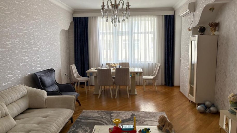 Satılır 3 otaqlı yeni tikili, 122 m², Binəqədi-2