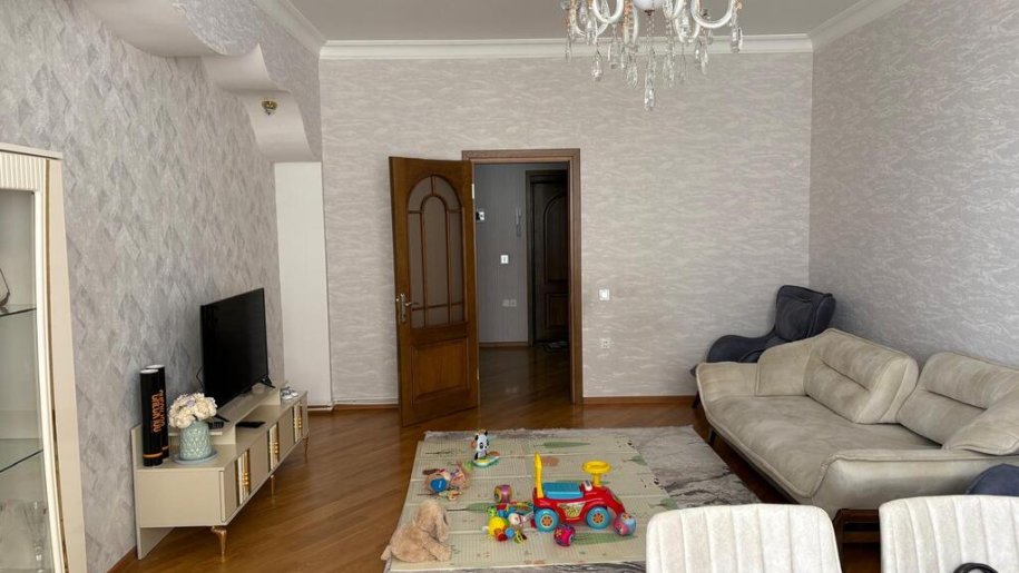 Satılır 3 otaqlı yeni tikili, 122 m², Binəqədi-6