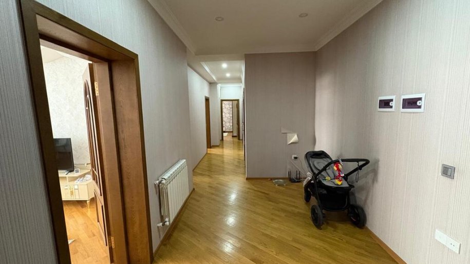 Satılır 3 otaqlı yeni tikili, 122 m², Binəqədi-8