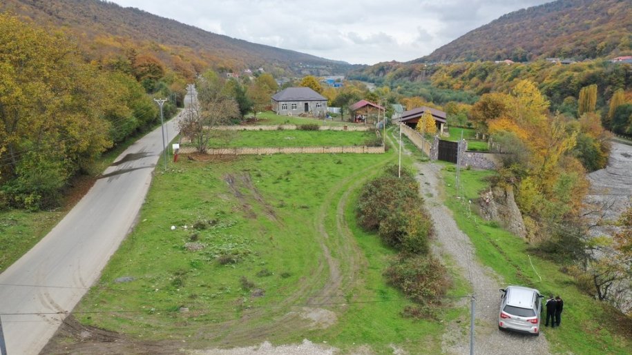 12 sot torpaq satılır, Quba-12