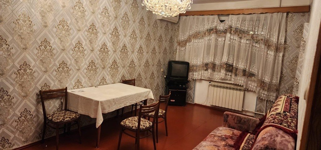 Satılır 2 otaqlı köhnə tikili, 50 m², Xalqlar dostluğu m.-3