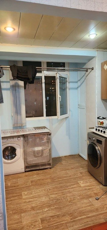 Satılır 2 otaqlı köhnə tikili, 50 m², Xalqlar dostluğu m.-4