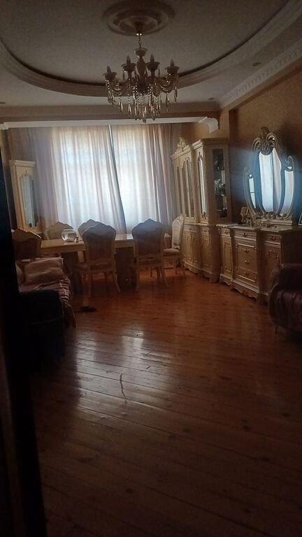 Satılır 3 otaqlı yeni tikili, 110 m², İnşaatçılar m.-3