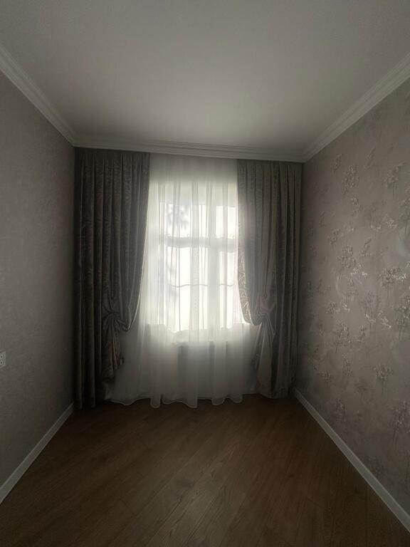 Satılır 2 otaqlı köhnə tikili, 55 m², 20 Yanvar m.-7