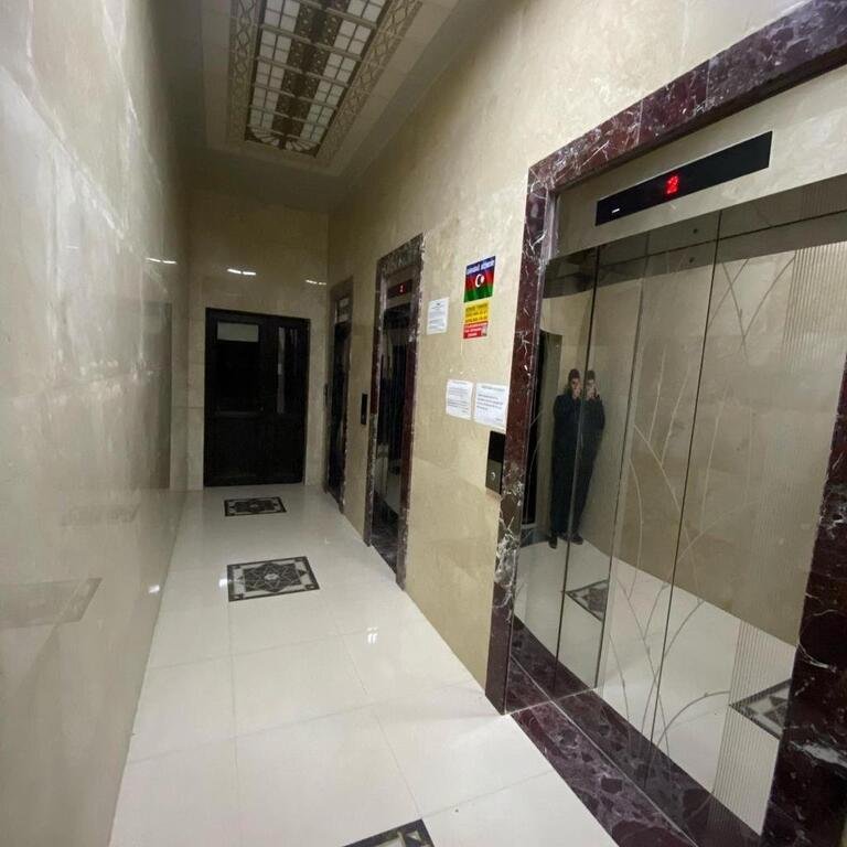Satılır 4 otaqlı yeni tikili, 225 m², Azadlıq Prospekti m.-8