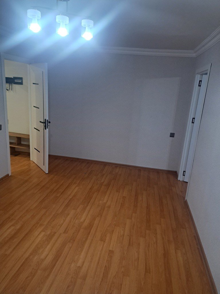 Kirayə verilir 2 otaqlı köhnə tikili, 50 m², Neftçilər m.-6