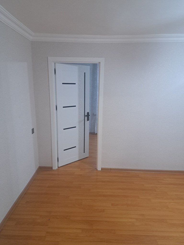 Kirayə verilir 2 otaqlı köhnə tikili, 50 m², Neftçilər m.-8