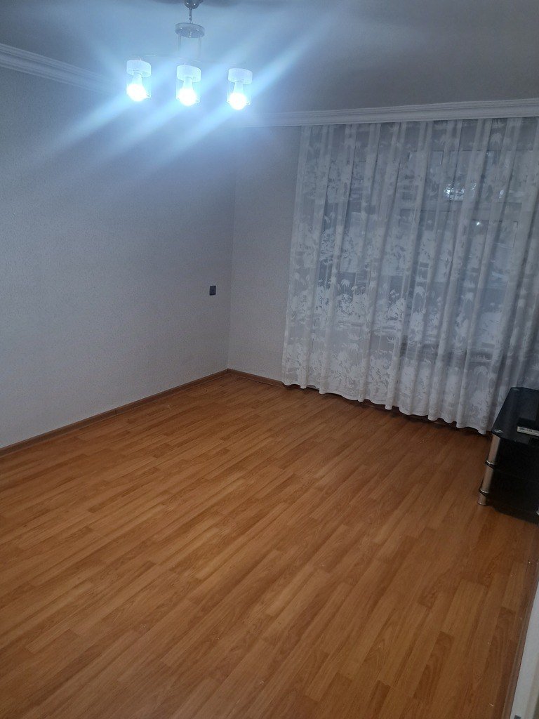 Kirayə verilir 2 otaqlı köhnə tikili, 50 m², Neftçilər m.-9