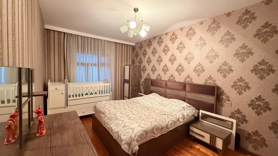 Satılır 3 otaqlı köhnə tikili, 90 m², Nəsimi m.-5