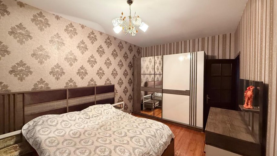 Satılır 3 otaqlı köhnə tikili, 90 m², Nəsimi m.-6