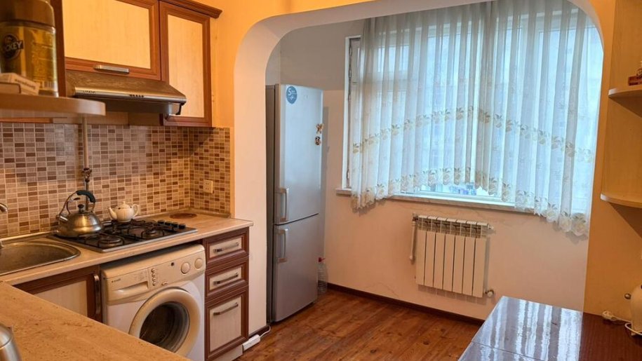 Satılır 3 otaqlı köhnə tikili, 90 m², Nəsimi m.-10