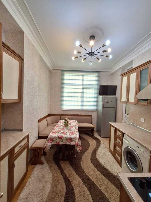 Satılır 3 otaqlı yeni tikili, 110 m², İnşaatçılar m.-5