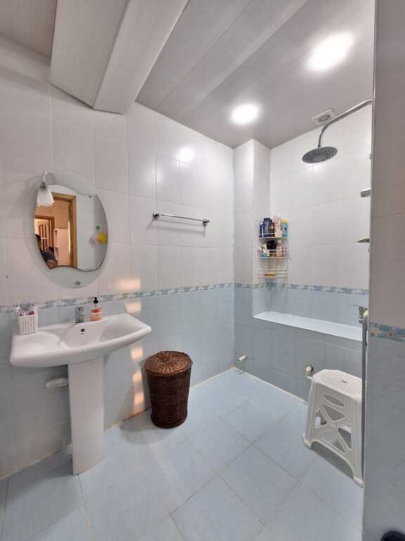 Satılır 3 otaqlı yeni tikili, 110 m², İnşaatçılar m.-10