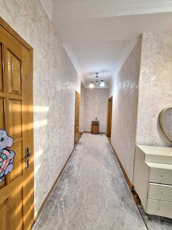 Satılır 3 otaqlı yeni tikili, 110 m², İnşaatçılar m.-11