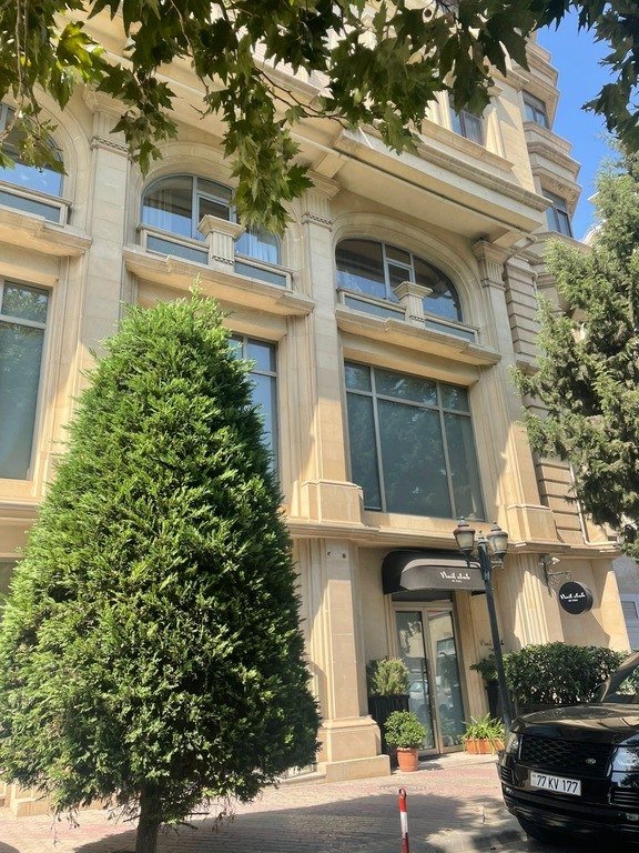 Satılır 4 otaqlı köhnə tikili, 143 m², 28 May m.-1