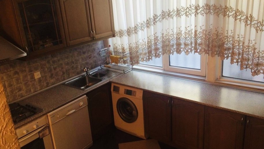 Satılır 4 otaqlı köhnə tikili, 143 m², 28 May m.-16