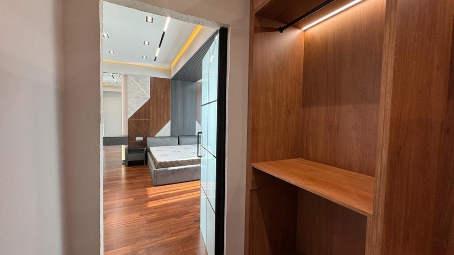 Satılır 3 otaqlı yeni tikili, 162 m², Elmlər Akademiyası m.-14
