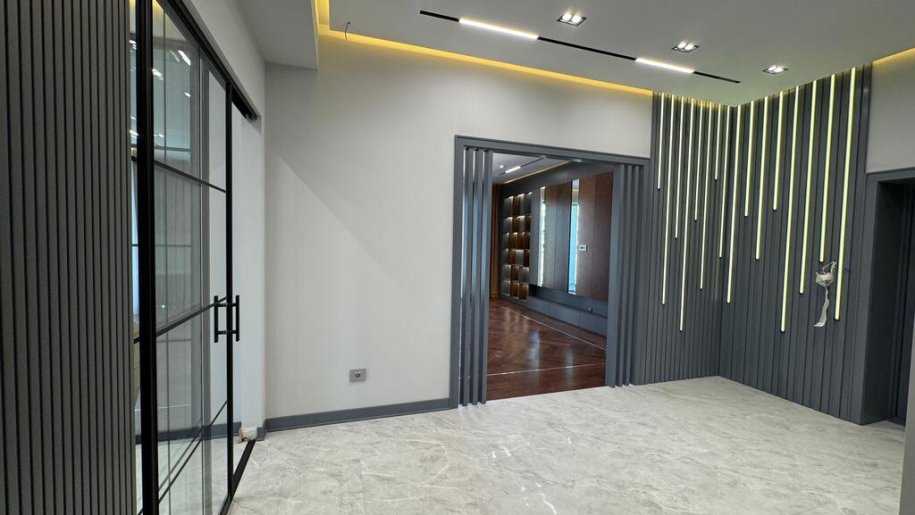 Satılır 3 otaqlı yeni tikili, 162 m², Elmlər Akademiyası m.-20