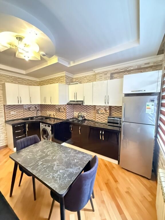 Satılır 3 otaqlı yeni tikili, 112 m², İnşaatçılar m.-6