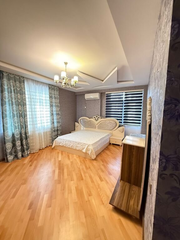 Satılır 3 otaqlı yeni tikili, 112 m², İnşaatçılar m.-9