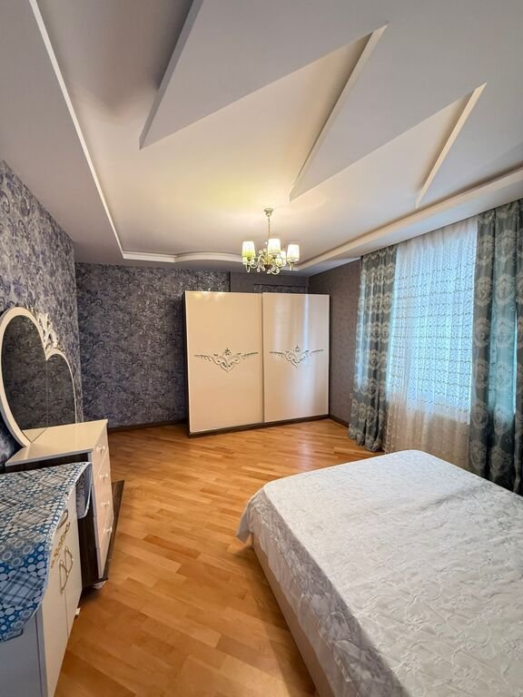 Satılır 3 otaqlı yeni tikili, 112 m², İnşaatçılar m.-10