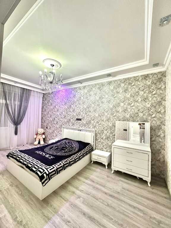 Satılır 2 otaqlı köhnə tikili, 60 m², Memar Əcəmi m.-4