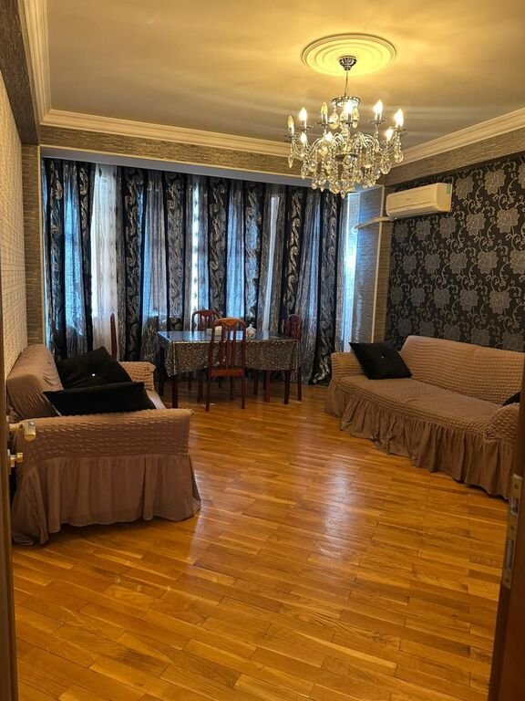 Kirayə verilir 2 otaqlı yeni tikili, 80 m², İnşaatçılar m.-1