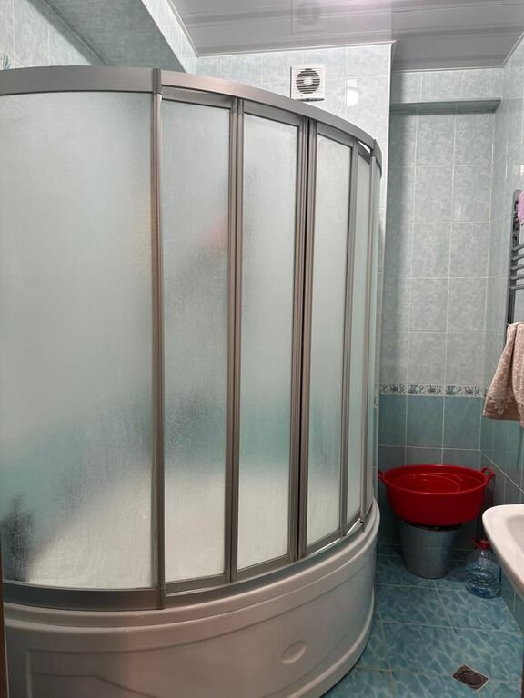 Kirayə verilir 2 otaqlı yeni tikili, 80 m², İnşaatçılar m.-5