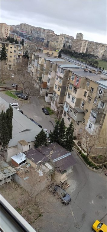 Satılır 3 otaqlı köhnə tikili, 85 m², Xalqlar dostluğu m.-4