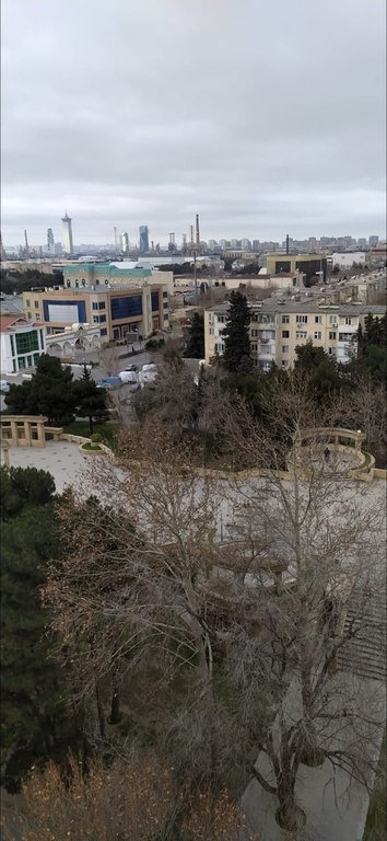 Satılır 3 otaqlı köhnə tikili, 85 m², Xalqlar dostluğu m.-5