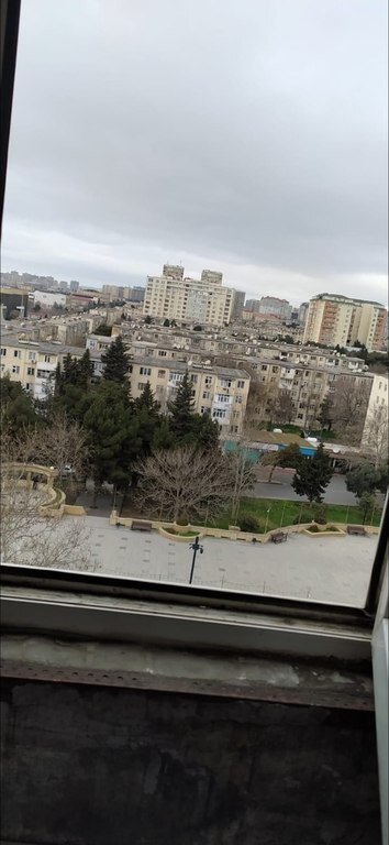 Satılır 3 otaqlı köhnə tikili, 85 m², Xalqlar dostluğu m.-9